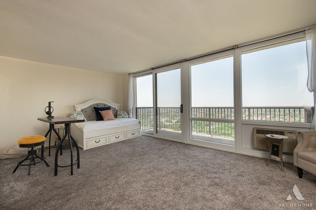 3001 S Michigan Avenue 2406, Chicago, IL 60616