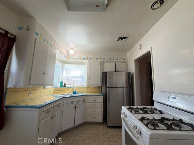 720 Orchid, San Bernardino, CA 92404