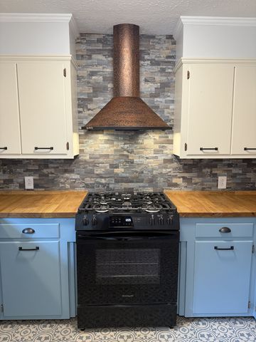 244 James Stafford Rd, Gainesboro, TN 38562