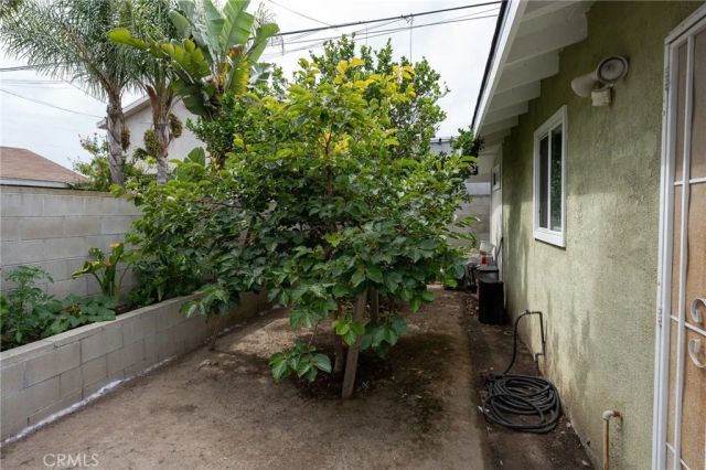 1218 W Mauretania, Wilmington, CA 90744