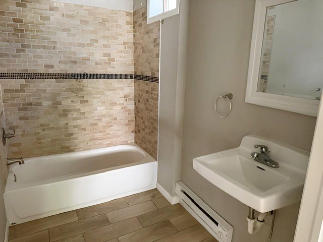 350 Jenks Avenue, Saint Paul, MN 55130