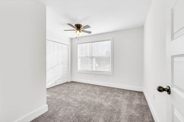 2015 Rosemary Dr, Clarksville, TN 37042