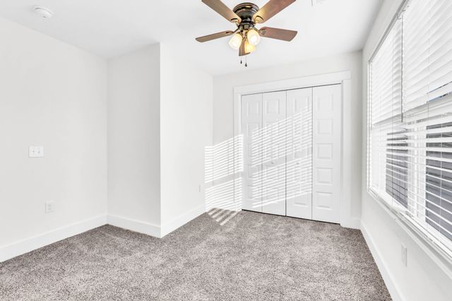 2015 Rosemary Dr, Clarksville, TN 37042