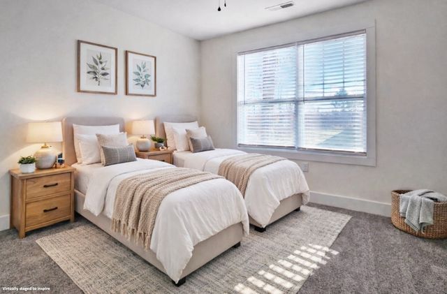 2015 Rosemary Dr, Clarksville, TN 37042