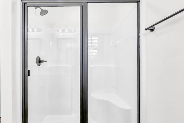 2015 Rosemary Dr, Clarksville, TN 37042