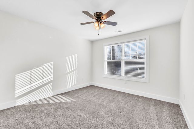 2015 Rosemary Dr, Clarksville, TN 37042