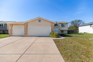 7723 Eider Avenue, Hobart, IN 46342