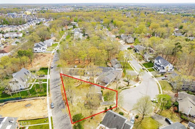 937 Princewood Avenue, Lakewood, NJ 08701