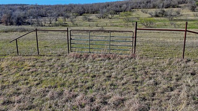 4460 Hildreth Pool Road, Bowie, TX 76230