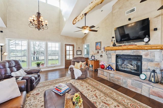 4460 Hildreth Pool Road, Bowie, TX 76230