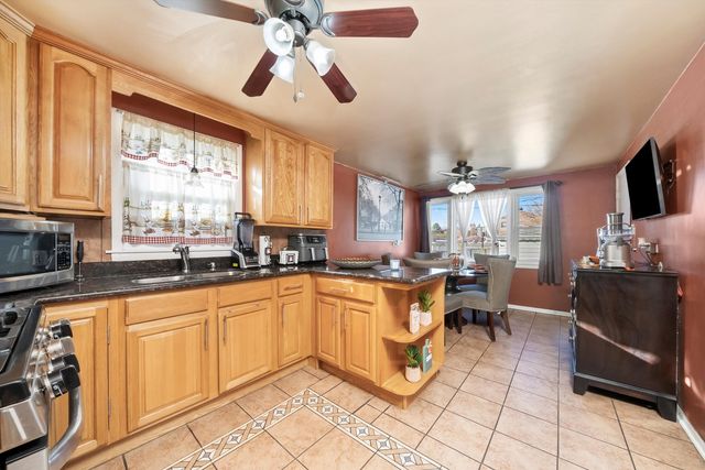 5006 S La Crosse Avenue, Chicago, IL 60638