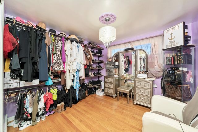 5006 S La Crosse Avenue, Chicago, IL 60638