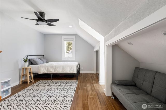 1565 SW Putnam Drive, Oak Harbor, WA 98277