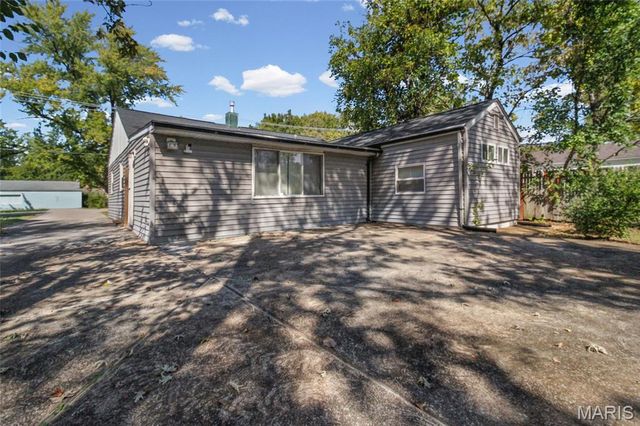 118 Paul Avenue, Ferguson, MO 63135