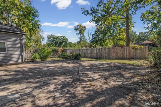118 Paul Avenue, Ferguson, MO 63135