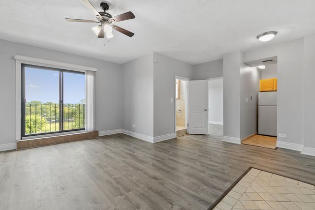 4520 N CLARENDON Avenue 502, Chicago, IL 60640