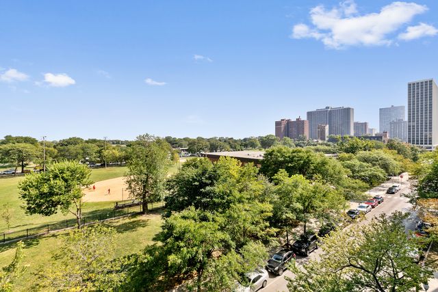 4520 N CLARENDON Avenue 502, Chicago, IL 60640