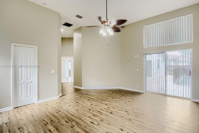 4433 NW 67th Ave, Coral Springs, FL 33067