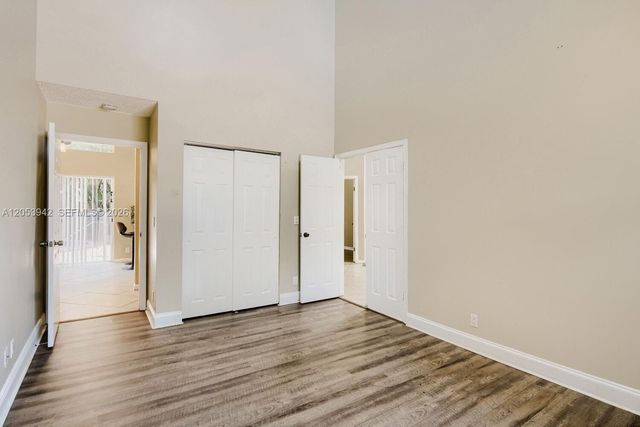 4433 NW 67th Ave, Coral Springs, FL 33067