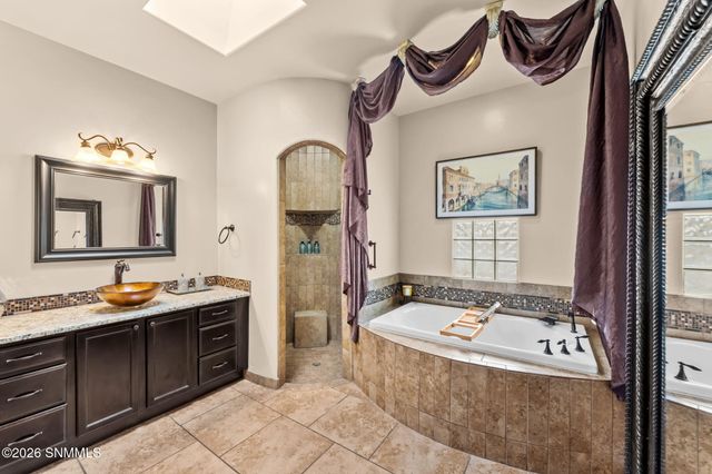 3860 Calle Arriba, Las Cruces, NM 88012