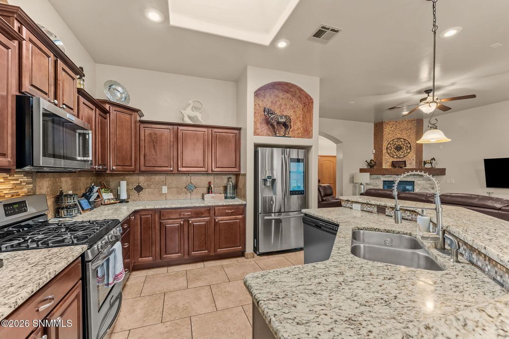 3860 Calle Arriba, Las Cruces, NM 88012