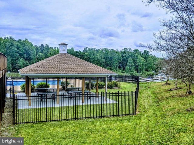 90 HOLLY CT, Mineral, VA 23117