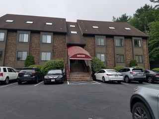 7 Cabot Place 10, Stoughton, MA 02072