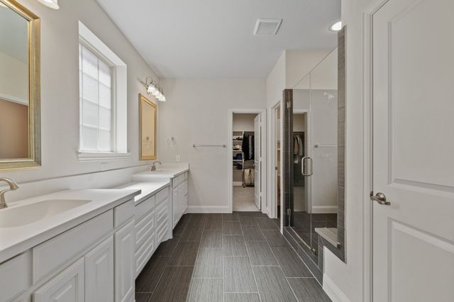 409 Palamedes Street, Lewisville, TX 75056