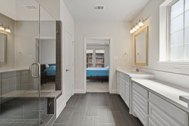 409 Palamedes Street, Lewisville, TX 75056