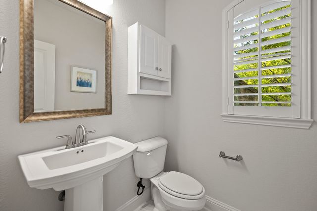 409 Palamedes Street, Lewisville, TX 75056