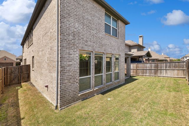 409 Palamedes Street, Lewisville, TX 75056