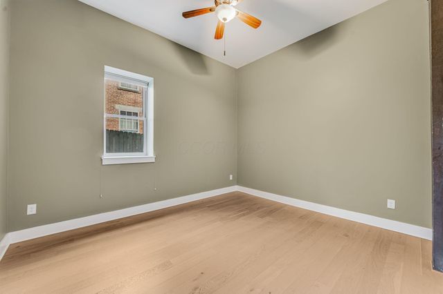 909 Gustavus Lane, B, Columbus, OH 43205