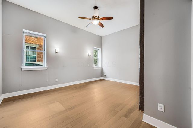 909 Gustavus Lane, B, Columbus, OH 43205