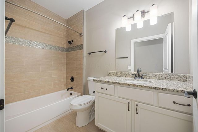 909 Gustavus Lane, B, Columbus, OH 43205