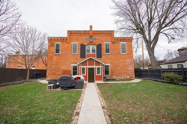 909 Gustavus Lane, B, Columbus, OH 43205