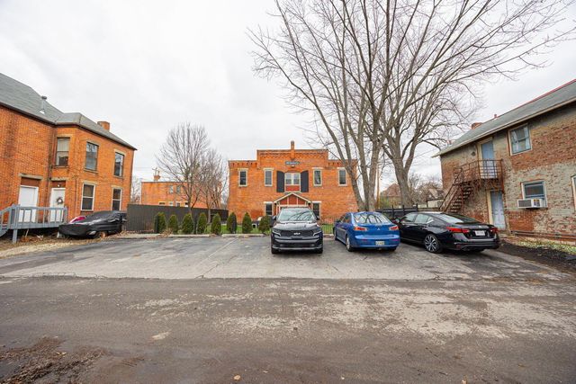 909 Gustavus Lane, B, Columbus, OH 43205