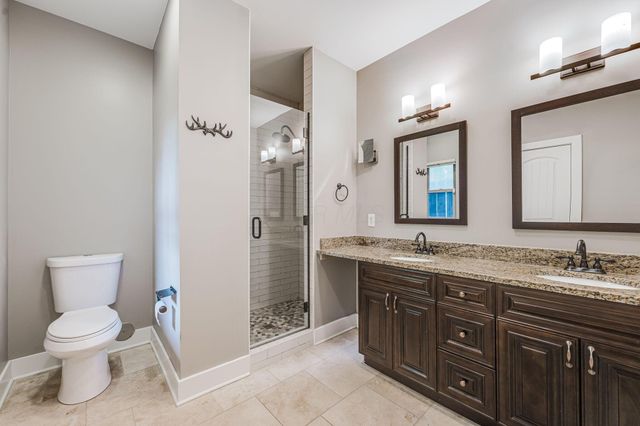 909 Gustavus Lane, B, Columbus, OH 43205