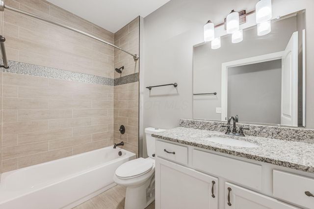 909 Gustavus Lane, B, Columbus, OH 43205