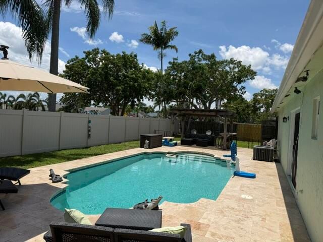 924 CUMBERLAND Terrace, Davie, FL 33325
