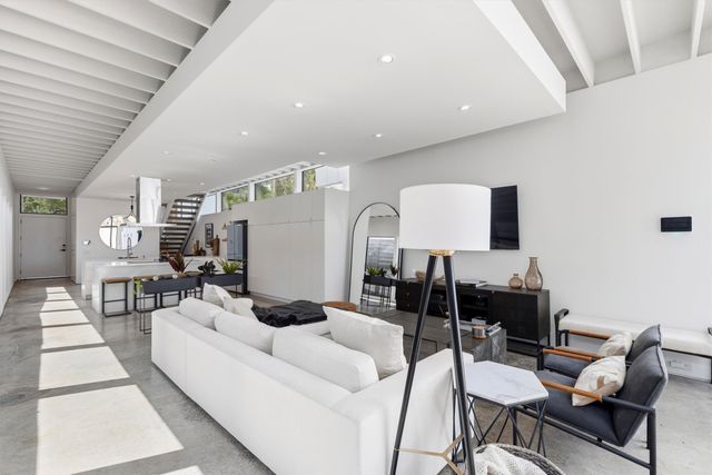 4322 Deere Street, Dallas, TX 75204