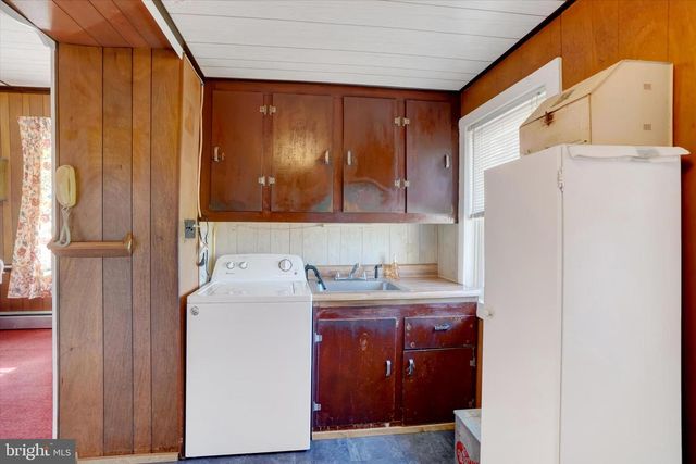 5241 ANDERSON RD, Stewartstown, PA 17363