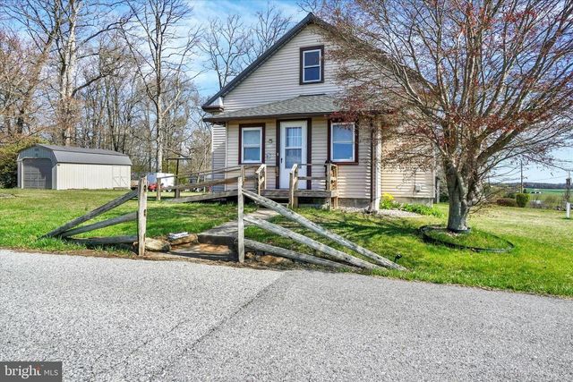 5241 ANDERSON RD, Stewartstown, PA 17363