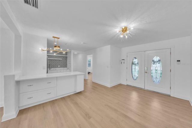 314 W FRANCES AVENUE, Tampa, FL 33602