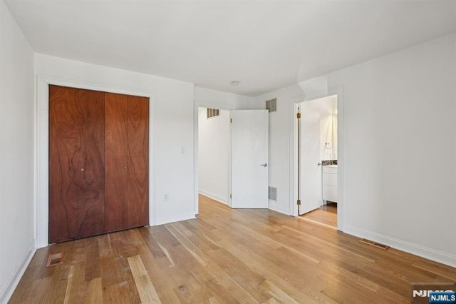 316 Thornton Court T316, Edgewater, NJ 07020