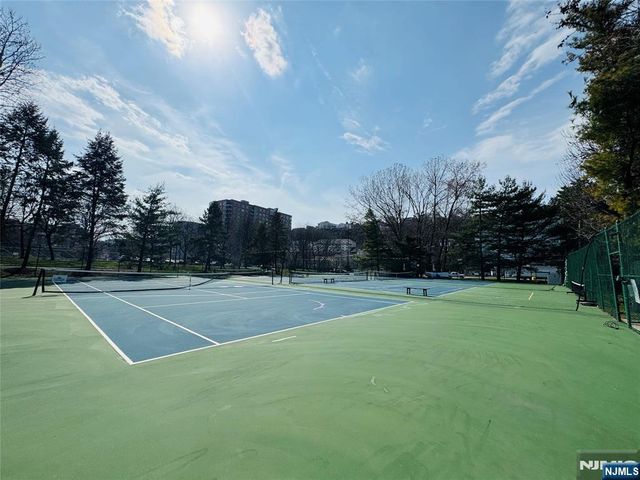 316 Thornton Court T316, Edgewater, NJ 07020