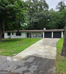 109 Ida Avenue, Warner Robins, GA 31088