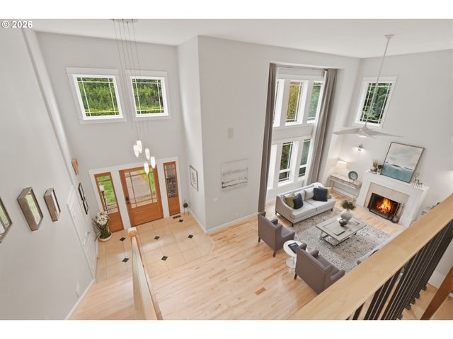 8145 Sw 57TH Ave, Portland, OR 97219