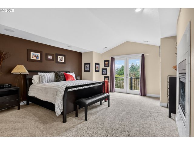 8145 Sw 57TH Ave, Portland, OR 97219