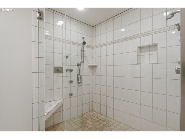 8145 Sw 57TH Ave, Portland, OR 97219