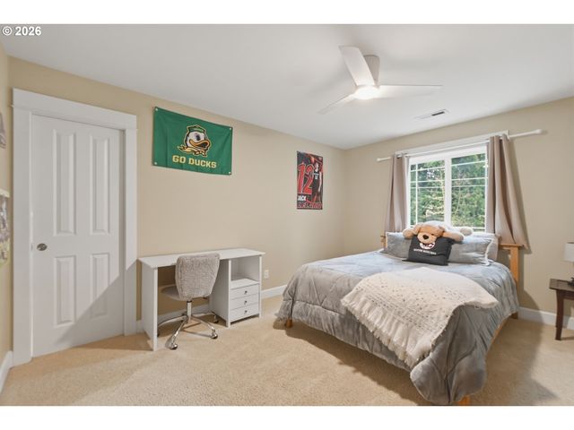 8145 Sw 57TH Ave, Portland, OR 97219